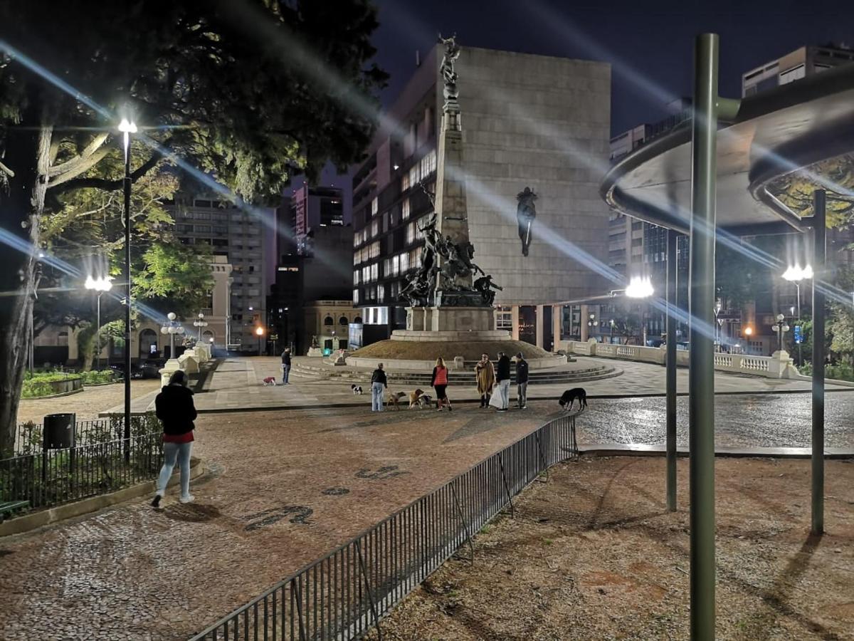 Ensolarado E Espacoso Quarto/Sala No Coracao De Poa Porto Alegre Exterior foto